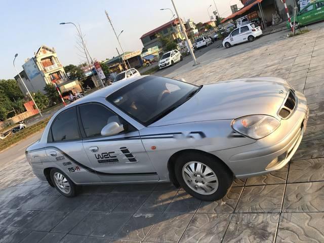 Cần bán Daewoo Nubira năm 2000, màu bạc, giá 70tr