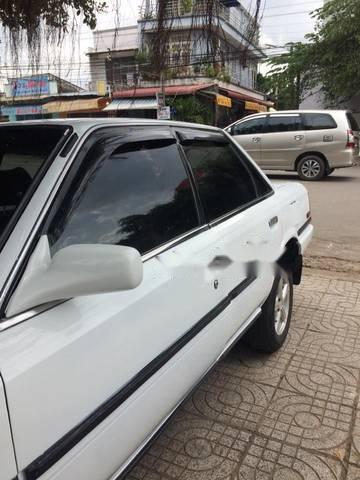 Cần bán lại xe Toyota Camry năm sản xuất 1987, màu trắng, giá tốt