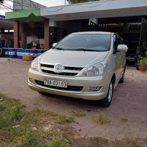 Bán ô tô Toyota Innova G đời 2007, màu vàng chính chủ