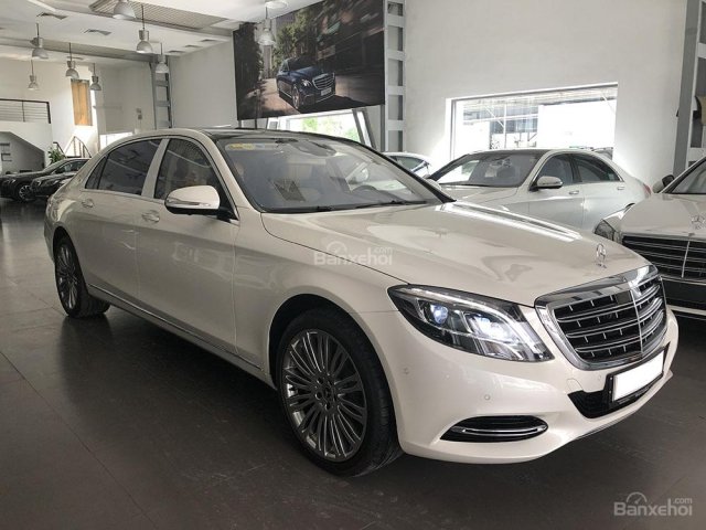 13 tỷ đồng nên mua Mercedes S500 cũ 10 năm tuổi hay Toyota Camry VinFast  Lux A mới  YouTube