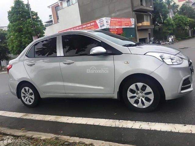 Bán Hyundai Grand i10 MT sản xuất năm 2017, màu bạc  