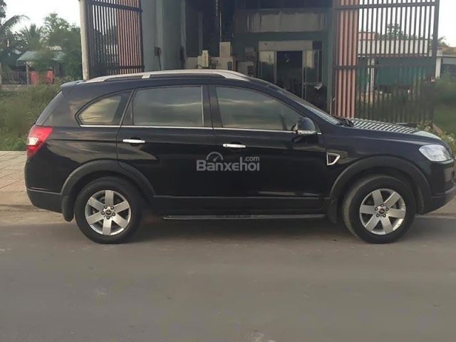 Cần bán lại xe Chevrolet Captiva LT 2.4 MT sản xuất năm 2008, màu đen 