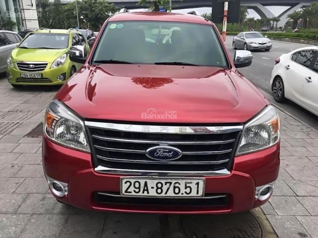 Cần bán gấp Ford Everest 2.5MT 2010, màu đỏ số sàn