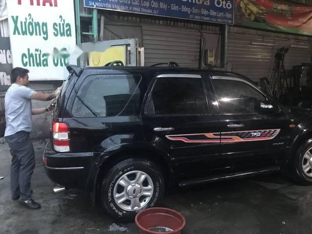 Cần bán Ford Escape đời 2003, xe nhà sử dụng kỹ