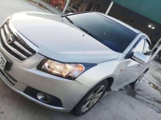 Cần bán xe Daewoo Lacetti CDX năm 2010, màu bạc, nhập khẩu như mới