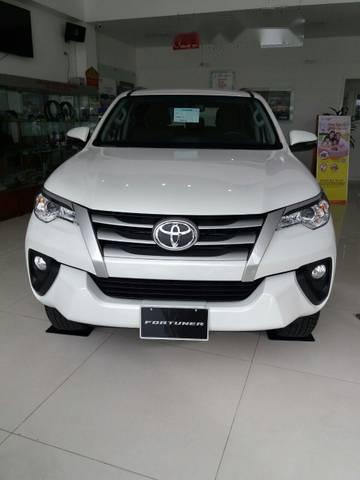 Bán ô tô Toyota Fortuner đời 2018, màu trắng, giá tốt