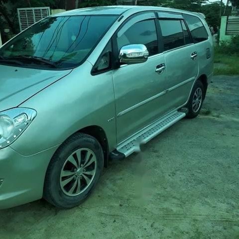 Cần bán gấp Toyota Innova năm 2008 giá cạnh tranh