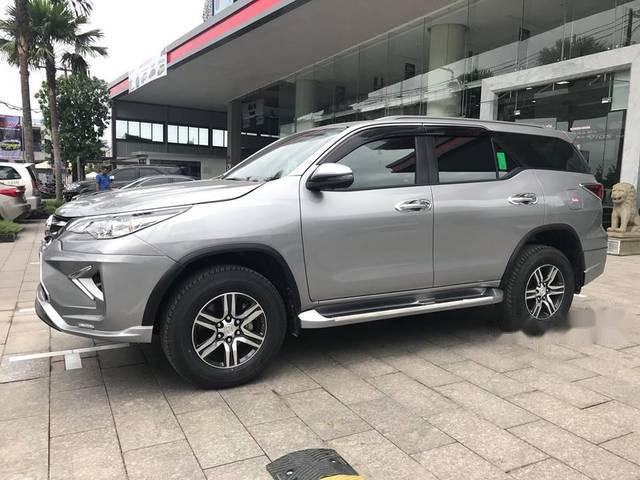 Bán ô tô Toyota Fortuner 2.4L năm sản xuất 2018, màu bạc, xe nhập