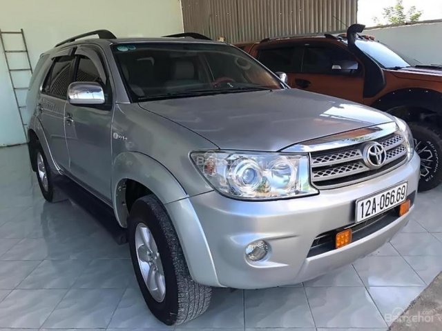 Chợ Ô Tô Lạng Sơn bán chiếc Toyota Fortuner G 2010 máy dầu, xe cực đẹp