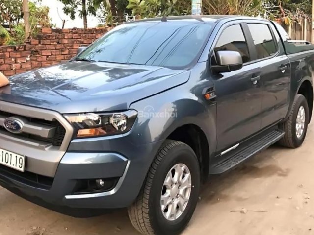 Bán Ford Ranger XLS 2.2L 4x2 MT đời 2016, màu xanh lam, nhập khẩu 