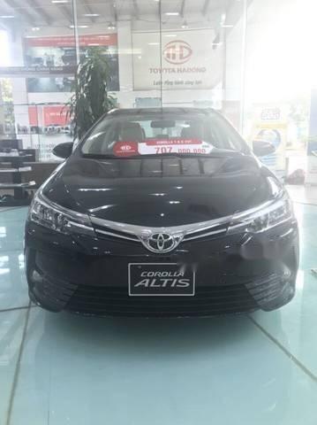 Toyota Thanh Xuân bán xe Toyota Corolla altis 1.8E CVT 2018, màu đen