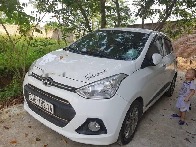 Cần bán Hyundai Grand i10 đời 2014, màu trắng số tự động