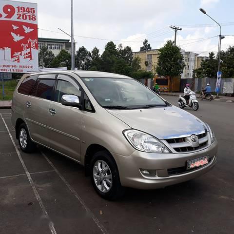 Cần bán gấp Toyota Innova G sản xuất 2008, màu vàng xe gia đình