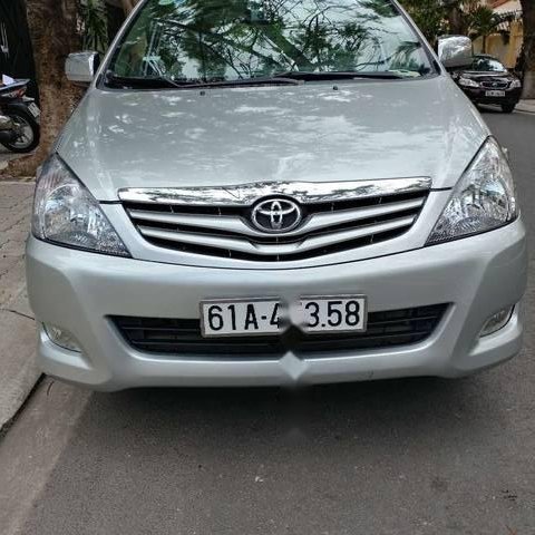 Cần bán xe Toyota Innova G đời 2008 chính chủ, giá chỉ 375 triệu