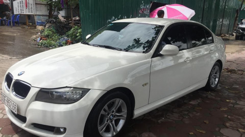 Cần bán BMW 3 Series 320i 2011, màu trắng