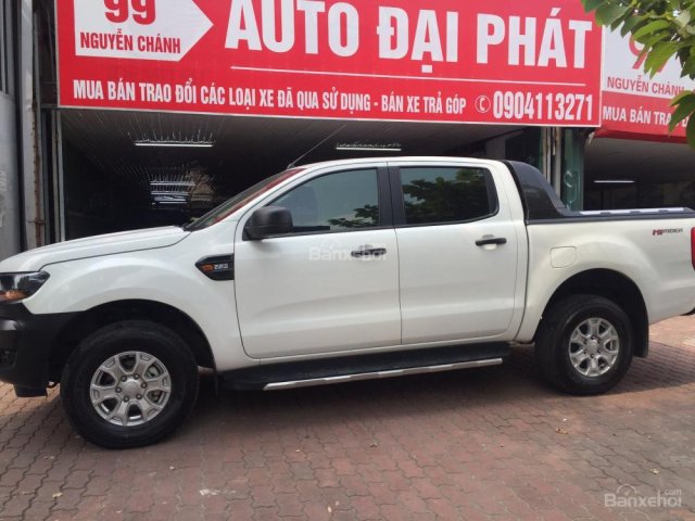 Bán xe Ford Ranger XLS 2.2AT sản xuất năm 2016, màu trắng, xe nhập