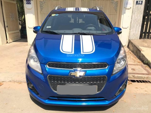 Bán xe Chevrolet Spark đời 2015, số tự động, bản full LTZ