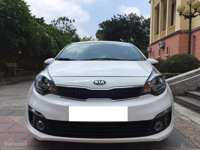 Cần bán xe Kia Rio 1.4AT 2016 màu trắng nhập khẩu Hàn Quốc, xe nữ chạy kĩ