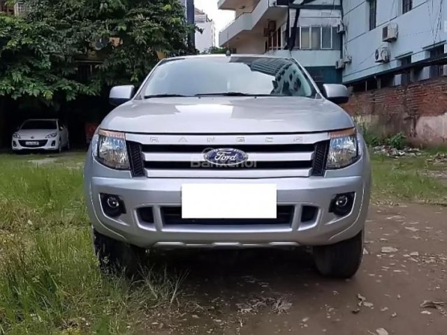 Bán Ford Ranger 1 cầu, số sàn chính chủ cá nhân