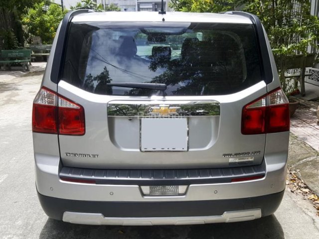 Cần bán xe Chevrolet Orlando cuối 2016, màu bạc