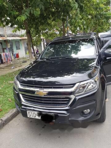 Cần bán lại xe Chevrolet Colorado đời 2017, màu đen chính chủ, giá 702tr