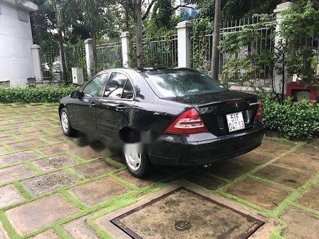 Bán ô tô Mercedes C180 sản xuất năm 2004, màu đen