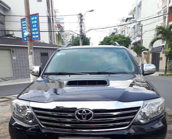 Cần bán xe Toyota Fortuner đời 2013 giá cạnh tranh