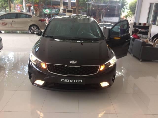 Bán ô tô Kia Cerato đời 2018, màu đen