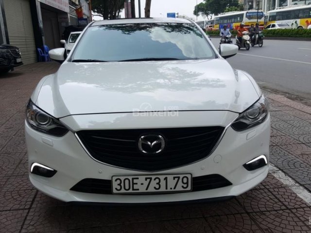 Thăng Tuvanxe bán Mazda 6 2016 màu trắng, biển Hà Nội