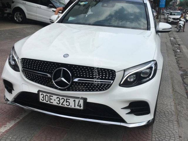 Bán xe Mer GLC300 4matic đời 2016, màu trắng