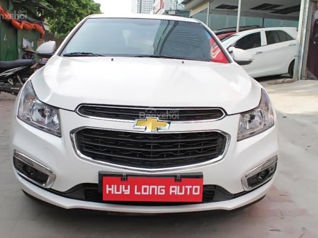 Bán Cruze số sàn 1.6 2016, màu trắng