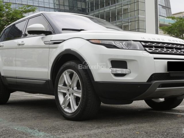 Cần bán xe LandRover Evoque Pure Premium đời 2015, màu trắng, nhập khẩu