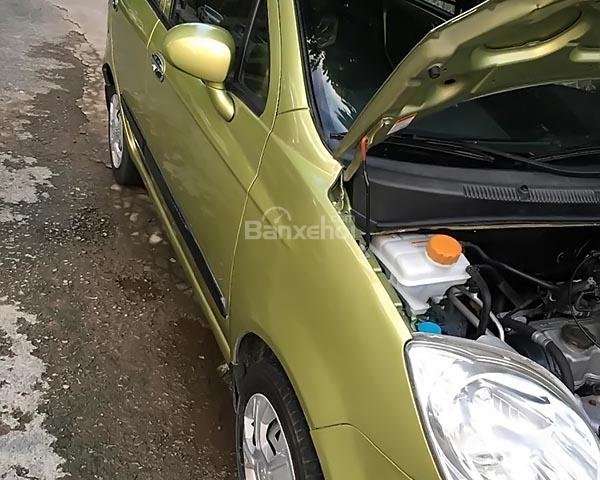 Bán Chevrolet Spark van đời 2013, màu vàng