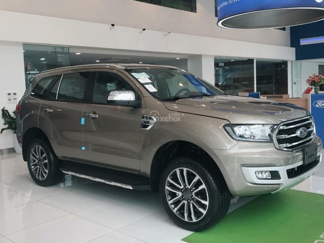 Bán Ford Everest 2.0 Trend AT đủ màu giao ngay tại Ford Pháp Vân, km gói phụ kiện. LH: 0902212698