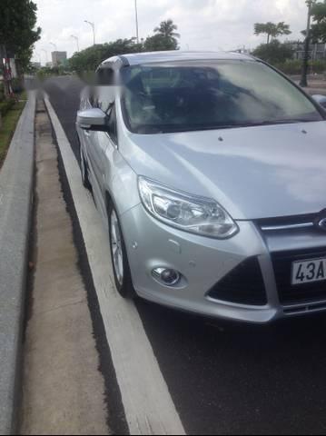 Bán Ford Focus 2013, màu bạc giá cạnh tranh