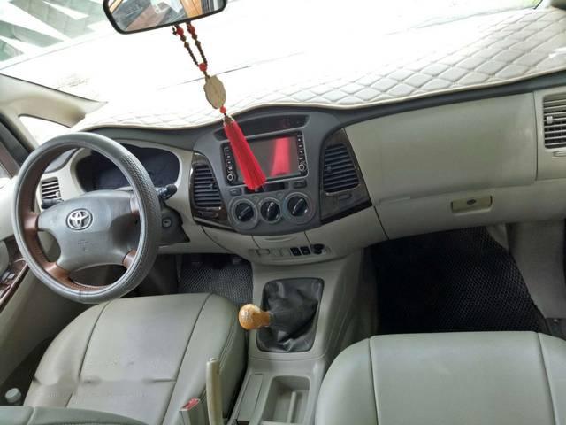 Bán ô tô Toyota Innova G sản xuất năm 2010, màu đen số sàn 