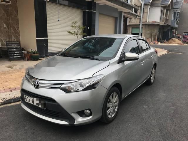 Cần bán Toyota Vios G đời 2016, màu bạc