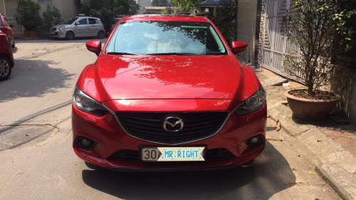 Chính chủ bán Mazda 6 2.0 AT đời 2014, màu đỏ