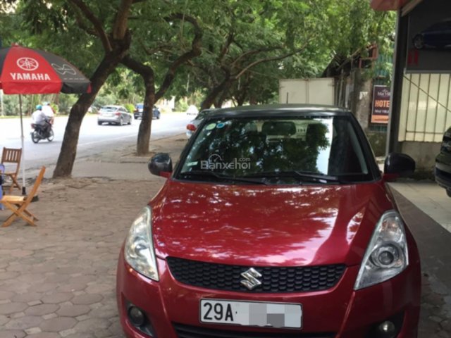 Bán Suzuki Swift sản xuất 2013, màu đỏ, nhập khẩu