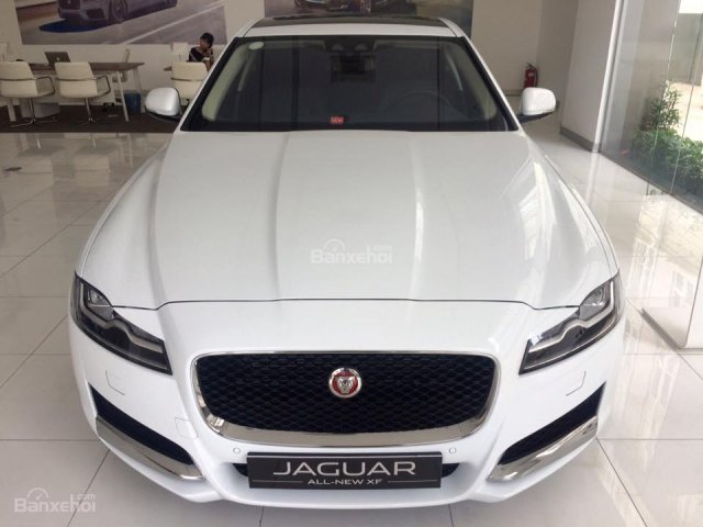 Hotline 0938302233 - Bán xe Jaguar đời 2017, màu trắng giao xe ngay + 5 năm bảo dưỡng