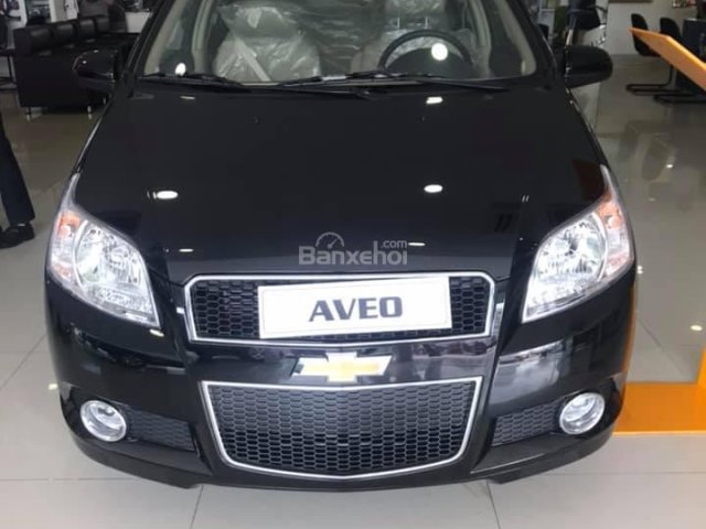 Bán Chevrolet Aveo 1.4LT sản xuất năm 2018, màu đen, 379 triệu