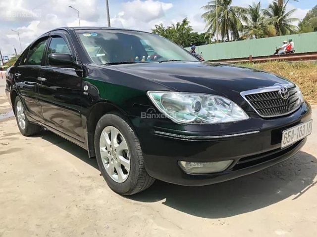 Bán Toyota Camry 2.4G đời12/ 2004, xe mua mới 1 đời chủ, sơn zin còn nhiều