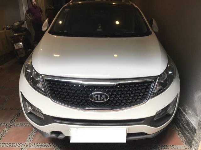 Bán xe Kia Sportage 2.0AT 2015, màu trắng, xe nhập xe gia đình