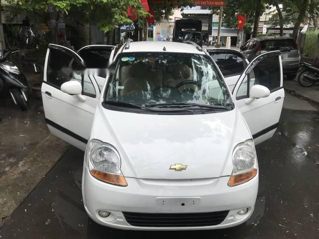 Bán Chevrolet Spark sản xuất năm 2009, màu trắng, giá chỉ 125 triệu