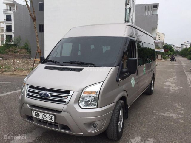 Bán xe Ford transit năm 2017, màu xám, 725tr