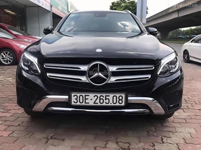 Cần bán Mercedes GLC 250 4Matic đời 2016, màu đen