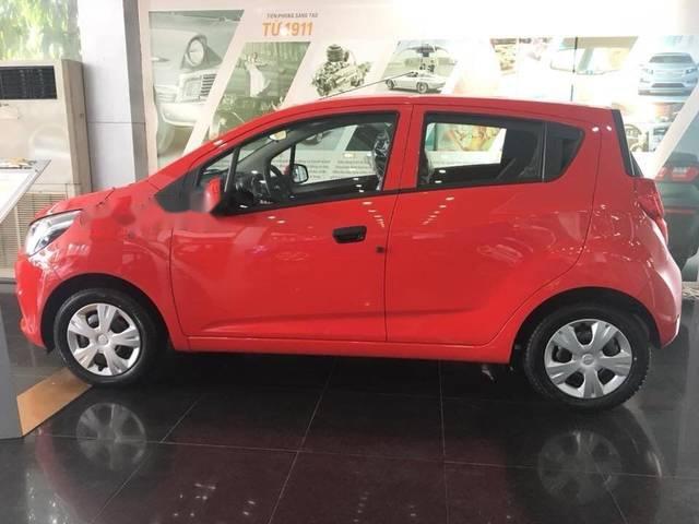 Bán ô tô Chevrolet Spark đời 2018, màu đỏ  0