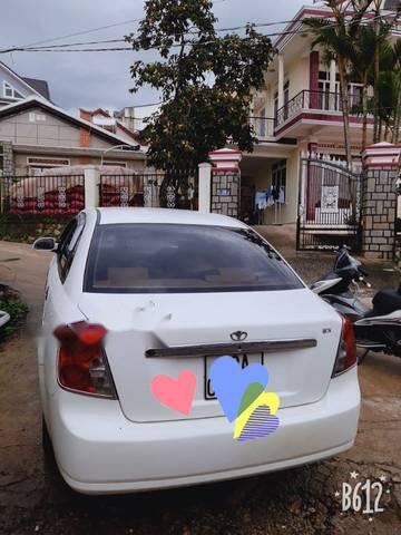 Bán xe Daewoo Lacetti MT năm 2004, màu trắng, máy xe cực êm