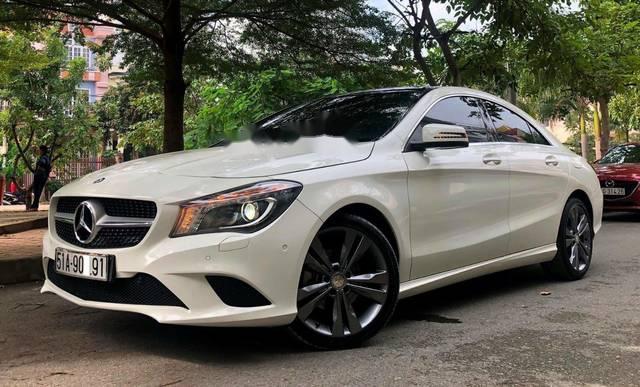 Bán ô tô Mercedes CLA200 sản xuất năm 2014, màu trắng, nhập khẩu nguyên chiếc