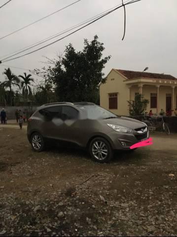 Cần bán lại xe Hyundai Tucson sản xuất 2011, màu nâu, 530tr